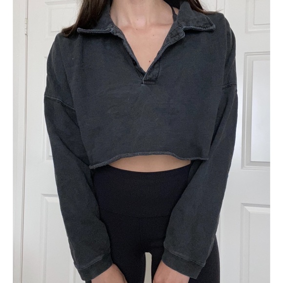 Brandy Melville Sweaters - Brandy Melville John Galt Cropped Sweater